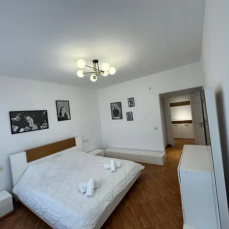 Spacious 100m 2 Bedroom In Trana